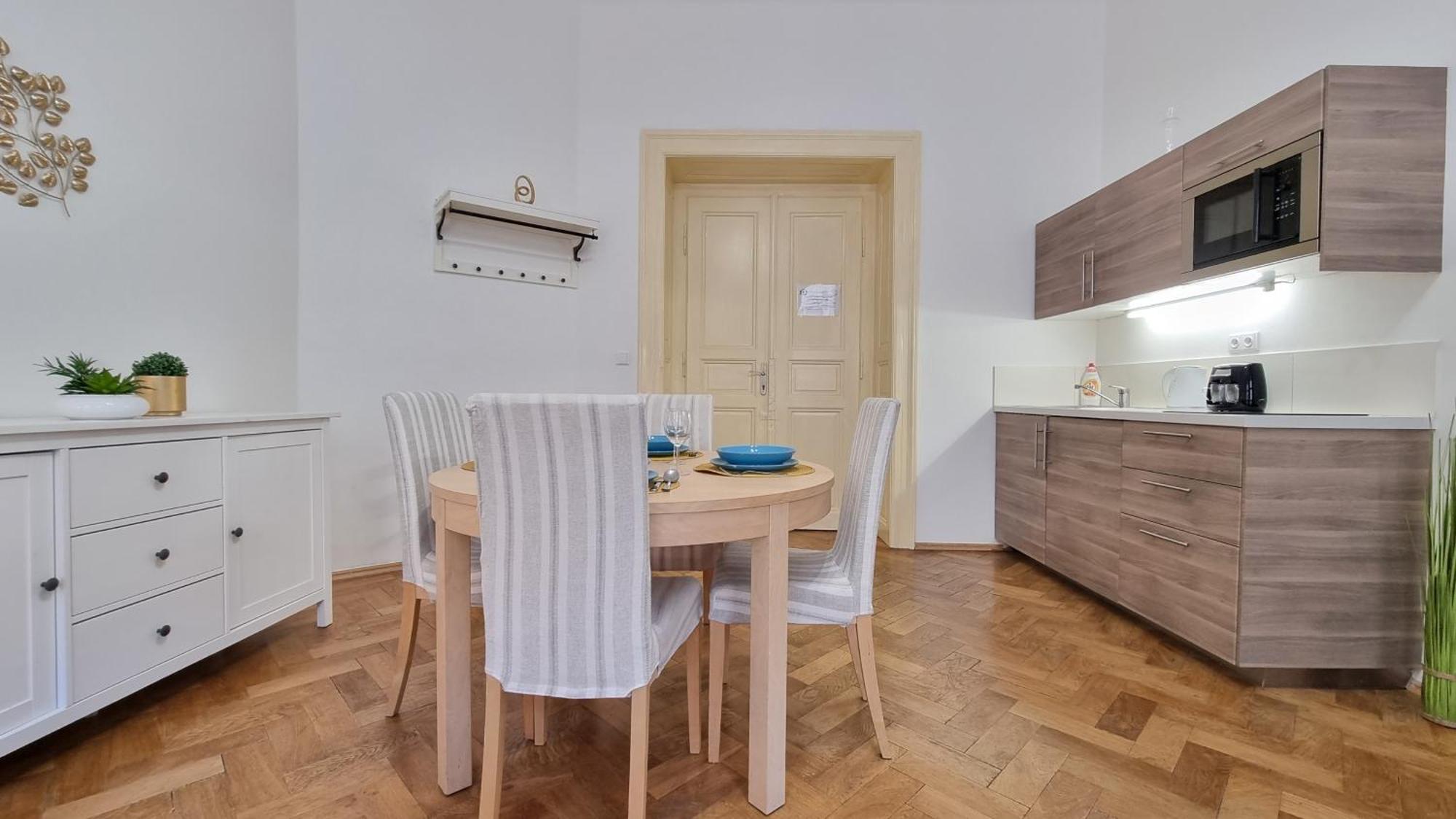 Apartment Finnem Tyrsova Prag